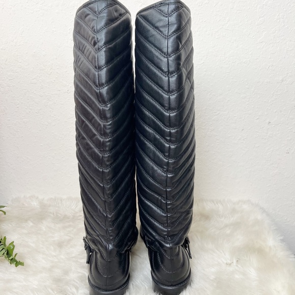 Stuart Weitzman Raceway Black Leather Tall Riding Boots Chevron Quilted Size 8 - Picture 2 of 6